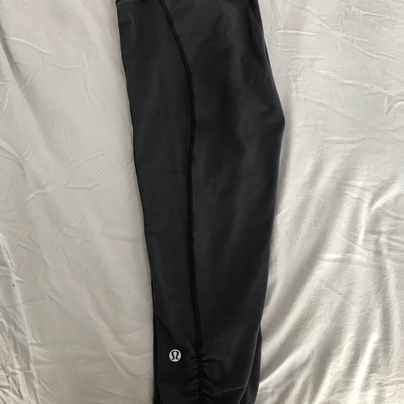 Capri Lululemon legging - Picture 1 of 5